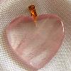 25 mm Rose Quartz heart pendant

Gem weight 25ct

Gold plated bail